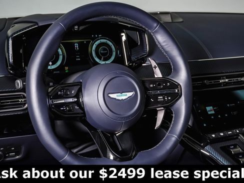 Used 2025 Aston Martin V8 Vantage Coupe image 24