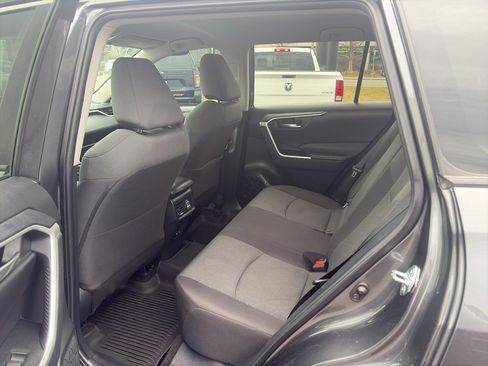 Used 2021 Toyota RAV4 XLE w/ XLE Grade Weather Package image 14