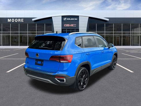 Used 2024 Volkswagen Taos SE image 5