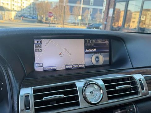 Used 2013 Lexus LS 460 w/ Comfort Pkg image 37