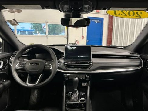 Used 2023 Jeep Compass High Altitude AWD/4WD image 16