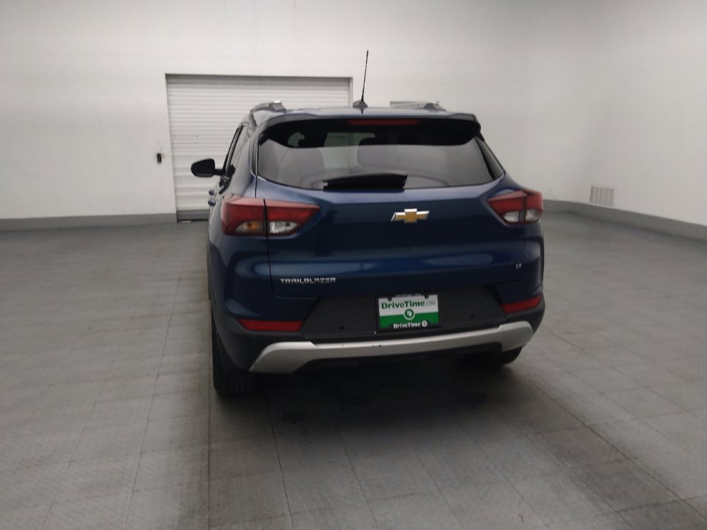 Used 2021 Chevrolet TrailBlazer LT w/ Convenience Package FWD image 6
