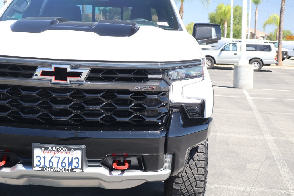 Used 2024 Chevrolet Silverado 1500 ZR2 AWD/4WD image 8
