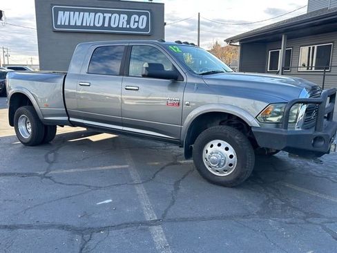 Used 2012 RAM 3500 Laramie w/ Max Tow Pkg image 5