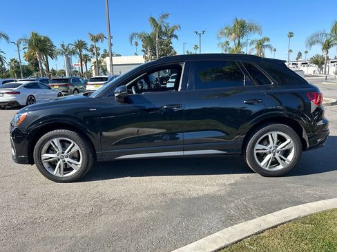 Used 2020 Audi Q3 2.0T Premium w/ Convenience Package AWD/4WD image 4