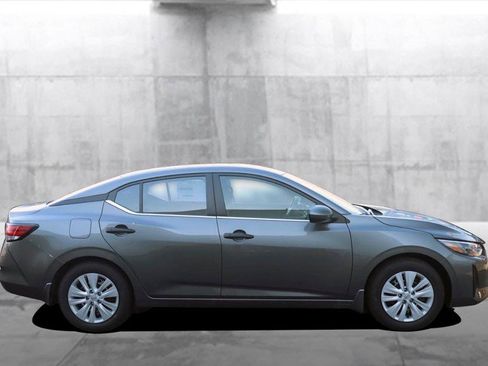 New 2025 Nissan Sentra S image 5