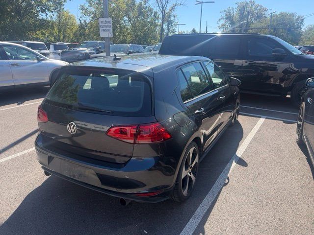 Used 2017 Volkswagen GTI SE FWD image 8