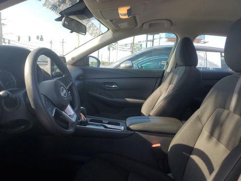 Used 2024 Nissan Sentra SV FWD image 8