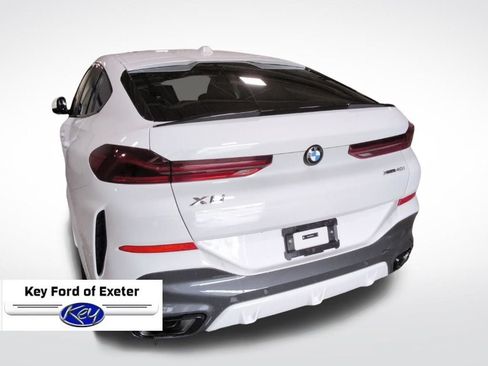 Used 2026 BMW X6 xDrive40i w/ Climate Comfort Package AWD/4WD image 13