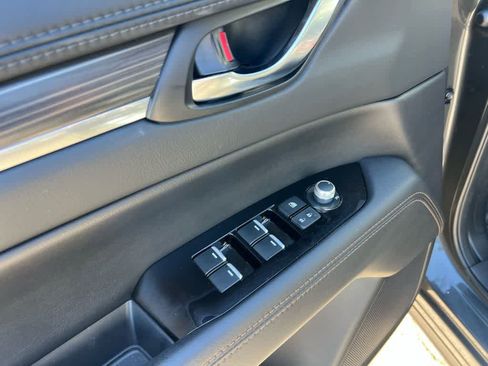 Used 2023 MAZDA CX-5 AWD 2.5 S w/ Premium Package image 12