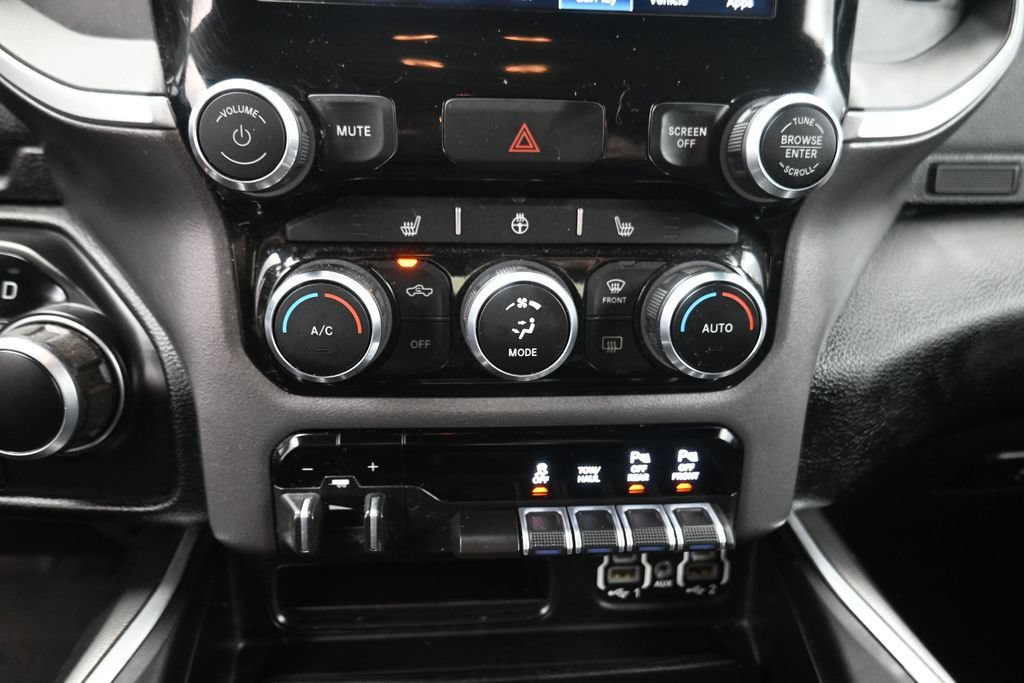 Used 2022 RAM 1500 Big Horn AWD/4WD image 9