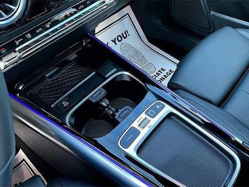 Certified 2025 Mercedes-Benz GLA 250 4MATIC image 20