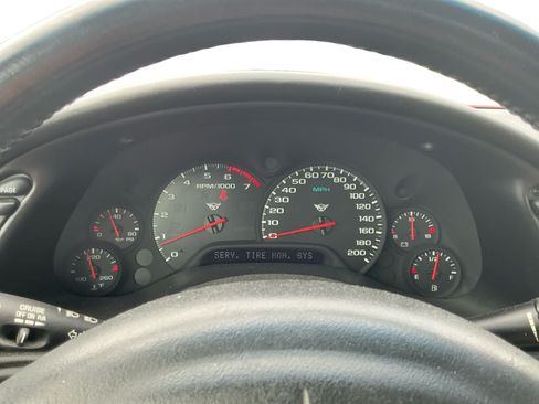 Used 2002 Chevrolet Corvette Convertible w/ Preferred Equipment Group2 RWD image 15