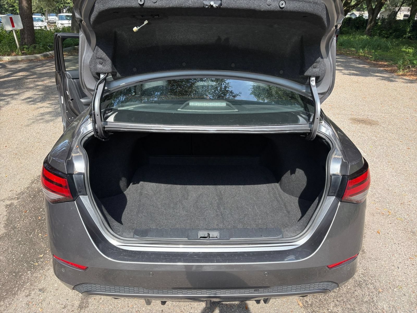 Used 2025 Nissan Sentra S FWD image 29