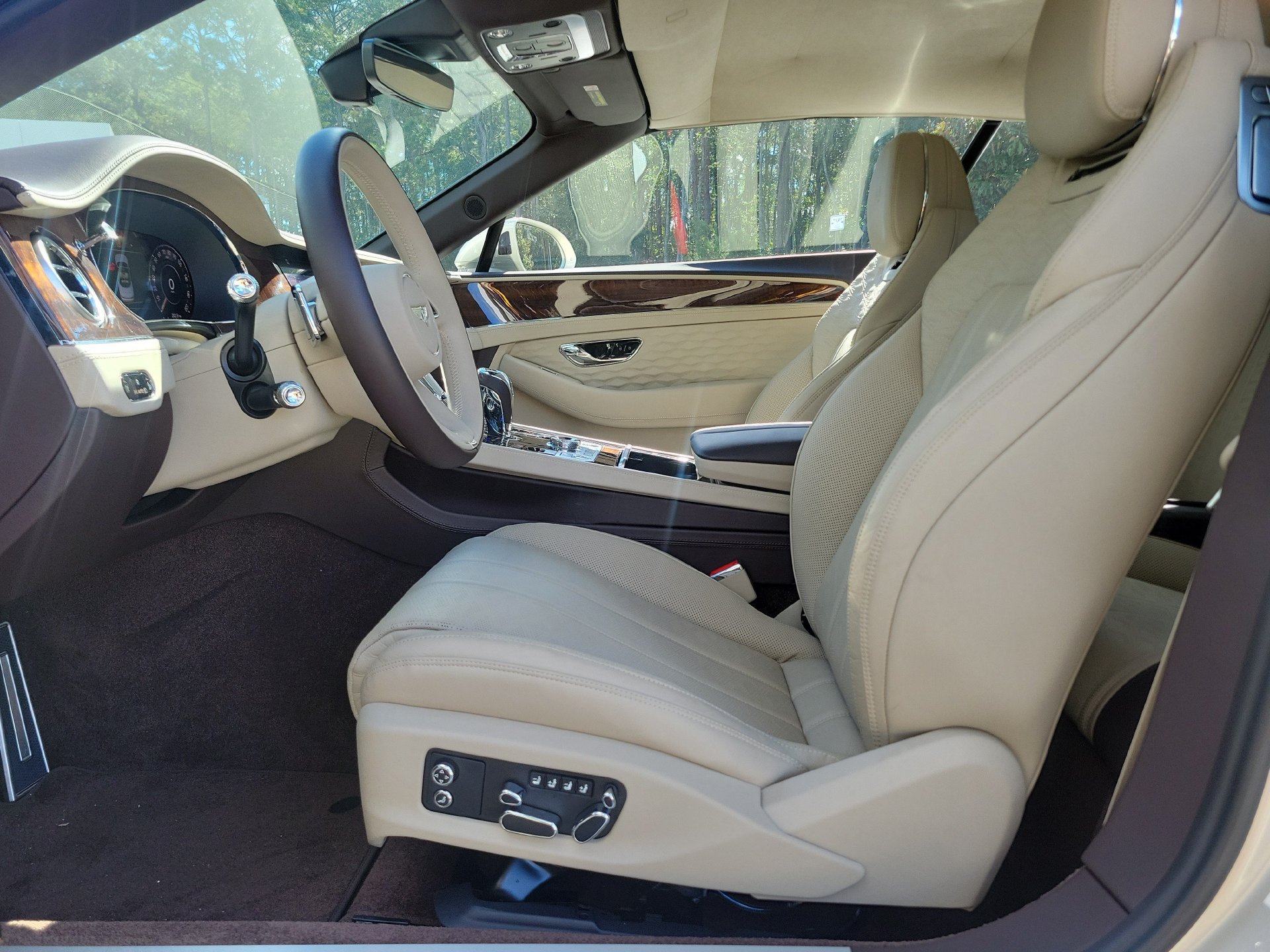 Certified 2025 Bentley Continental GT Speed AWD/4WD image 47