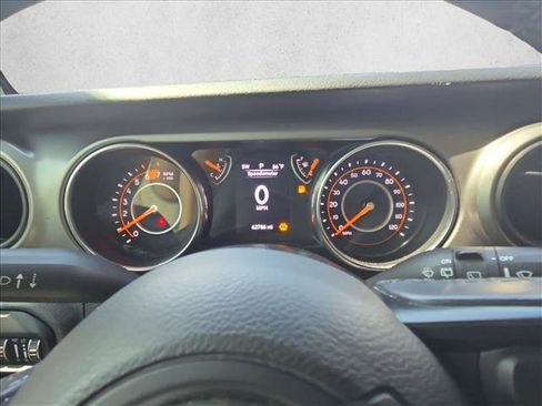 Used 2020 Jeep Wrangler Sport AWD/4WD image 11