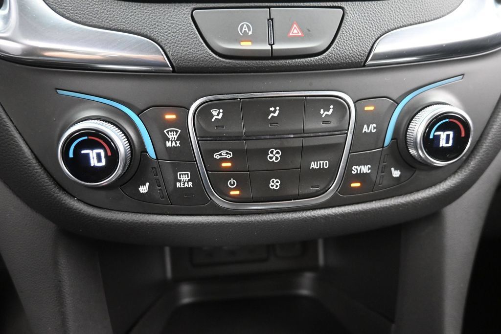 Used 2024 Chevrolet Equinox LT AWD/4WD image 21