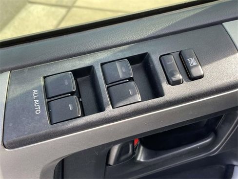 Used 2013 Toyota 4Runner SR5 image 17