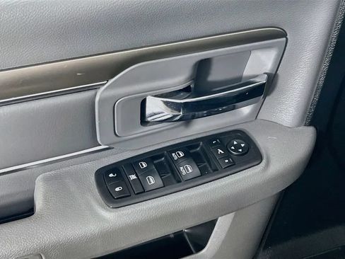 Used 2018 RAM 1500 Big Horn AWD/4WD image 18