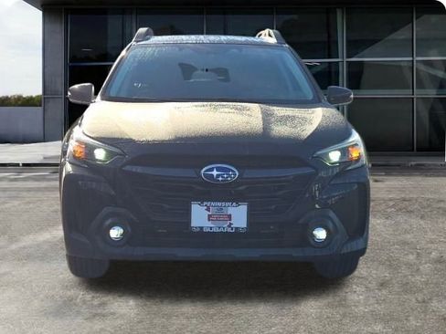 Certified 2025 Subaru Outback Premium image 5