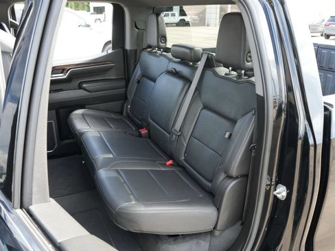 Used 2025 GMC Sierra 1500 SLT RWD image 16