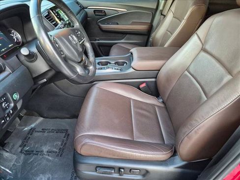 Used 2024 Honda Passport EX-L image 15