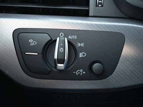 Used 2022 Audi A4 2.0T Premium Plus image 41