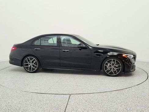 Used 2022 Mercedes-Benz C 300 Sedan image 4