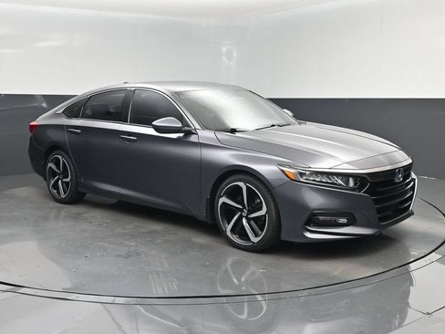 Used 2020 Honda Accord Sport image 1