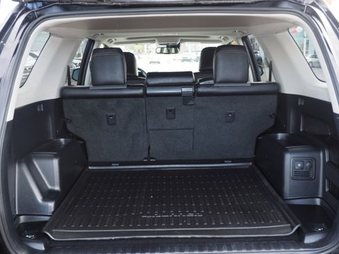 Used 2022 Toyota 4Runner SR5 Premium w/ Moonroof Package image 19