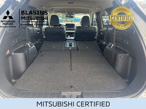 Used 2024 Mitsubishi Outlander SE AWD/4WD image 12