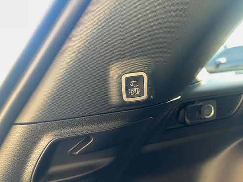 New 2025 Jeep Grand Cherokee Limited image 11