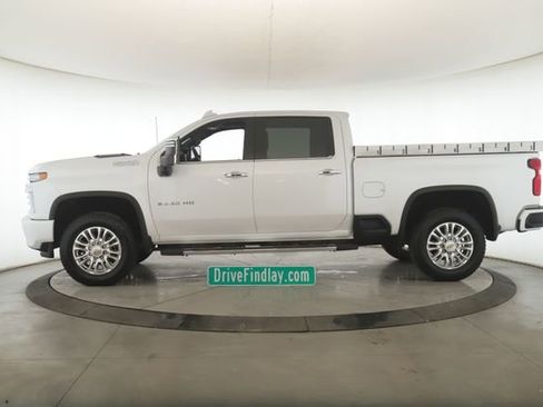 Used 2023 Chevrolet Silverado 2500 High Country image 9