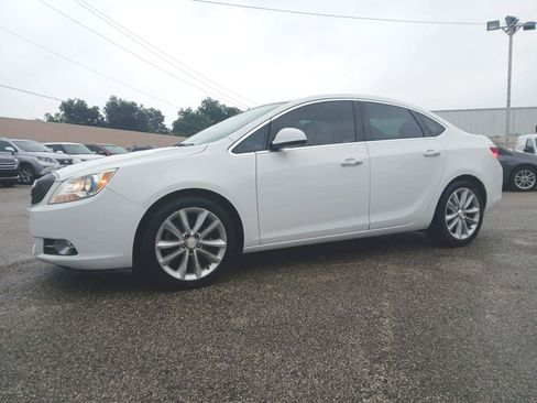 Used 2017 Buick Verano Leather FWD image 3