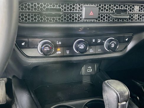 Used 2023 Honda HR-V Sport image 15