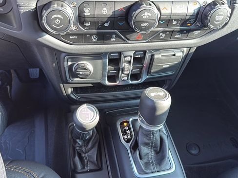 New 2025 Jeep Wrangler Sahara image 20