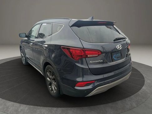 Used 2017 Hyundai Santa Fe Sport FWD image 6
