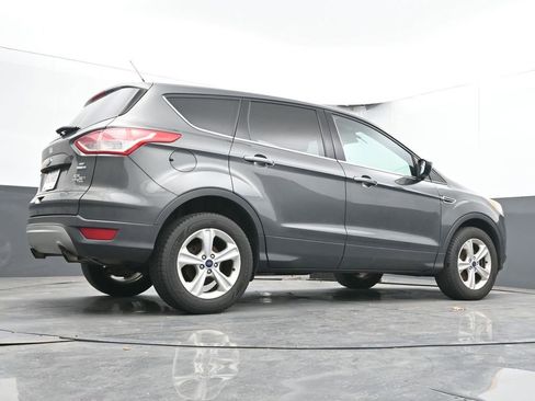 Used 2016 Ford Escape SE image 28