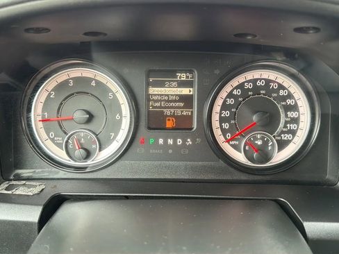 Used 2017 RAM 1500 Express AWD/4WD image 15