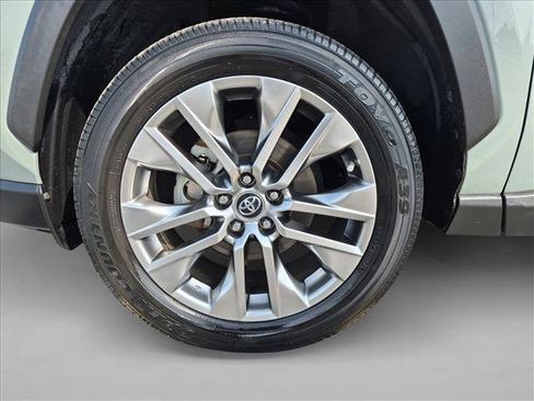 Used 2019 Toyota RAV4 XLE Premium w/ Advanced Technology Package FWD image 25