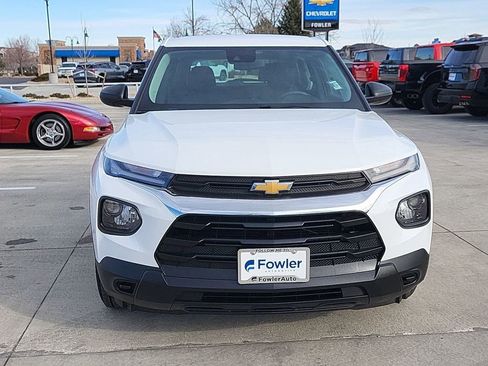Used 2023 Chevrolet TrailBlazer LS image 3