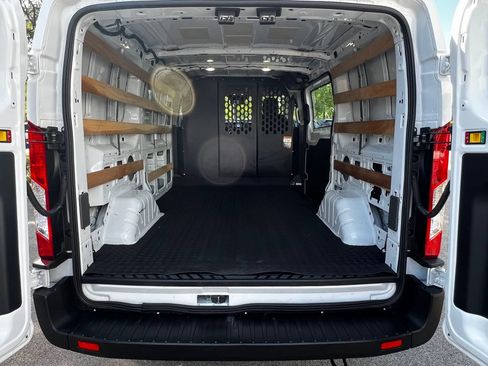 Used 2025 Ford Transit 250 Low Roof w/ Exterior Upgrade Package RWD image 8