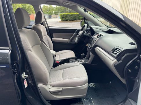 Used 2015 Subaru Forester 2.5i w/ Alloy Wheel Package AWD/4WD image 14