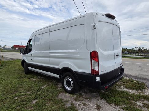 Used 2023 Ford Transit 250 Medium Roof w/ Load Area Protection Package RWD image 3