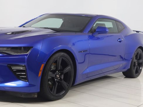 Used 2018 Chevrolet Camaro SS RWD image 64