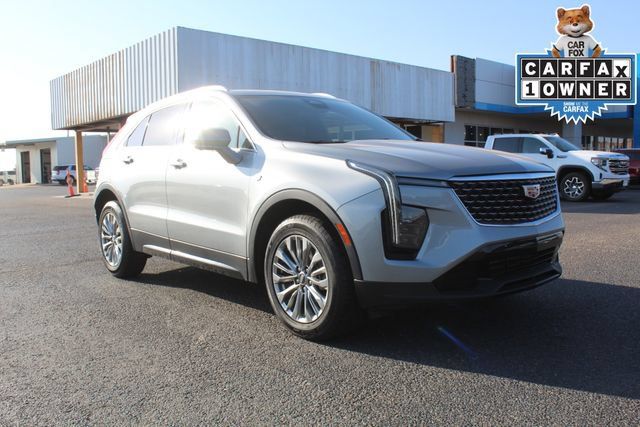 Used 2025 Cadillac XT4 Premium Luxury FWD image 1