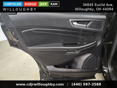 Used 2020 Ford Edge Titanium AWD/4WD image 26