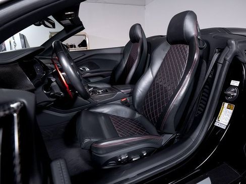 Used 2023 Audi R8 V10 performance image 14