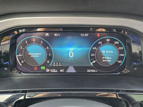 Used 2024 Volkswagen Atlas Cross Sport SE image 26