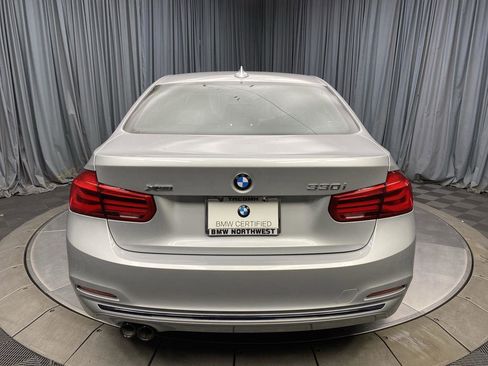 Used 2018 BMW 330i xDrive Sedan AWD/4WD image 21